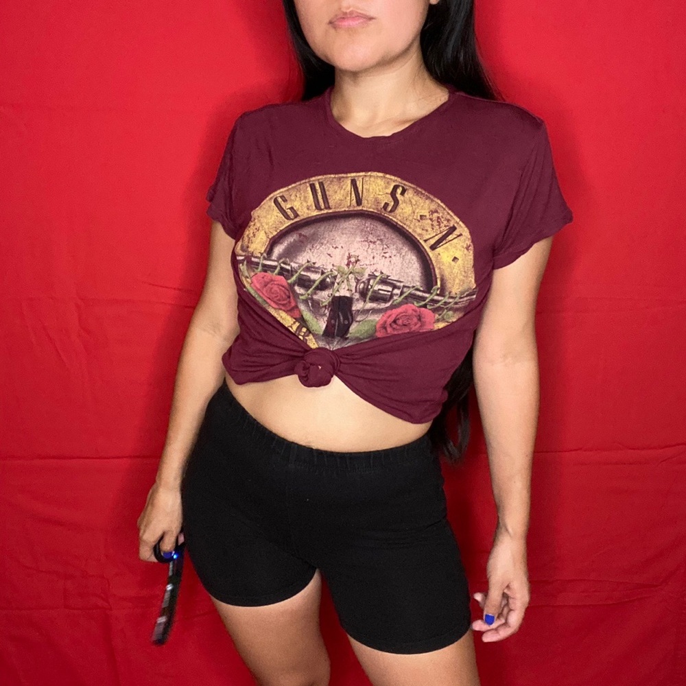 Guns an’ Roses Top - Picture 3 of 4